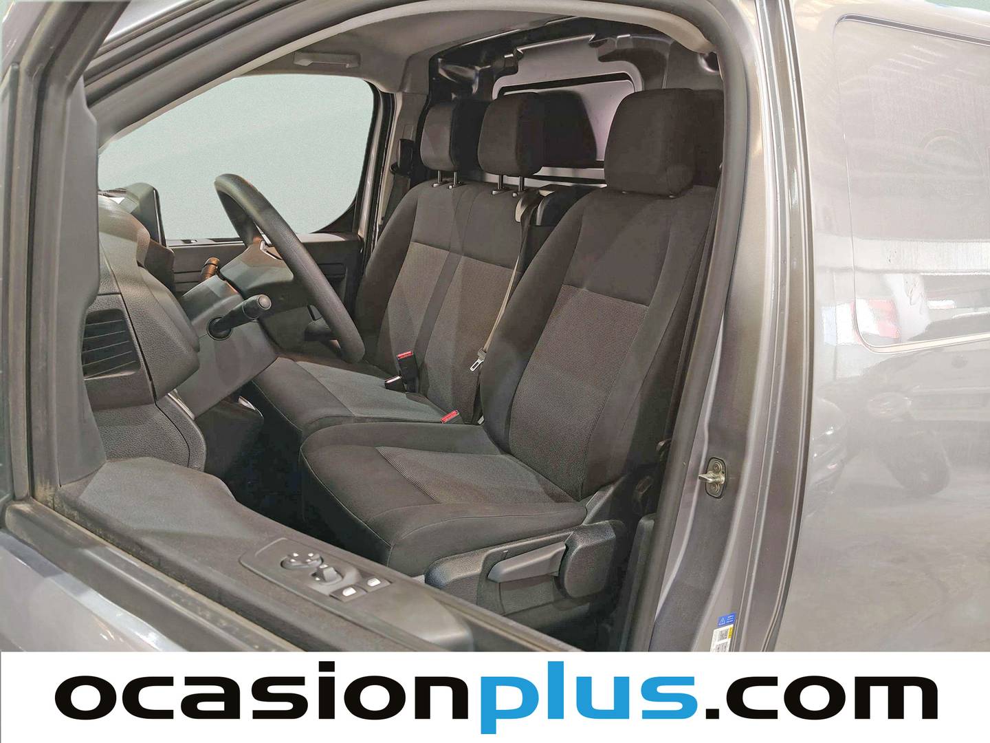 Foto asientos delanteros Peugeot Expert Peugeot Expert Furgón BlueHDi 120 M (120 CV)