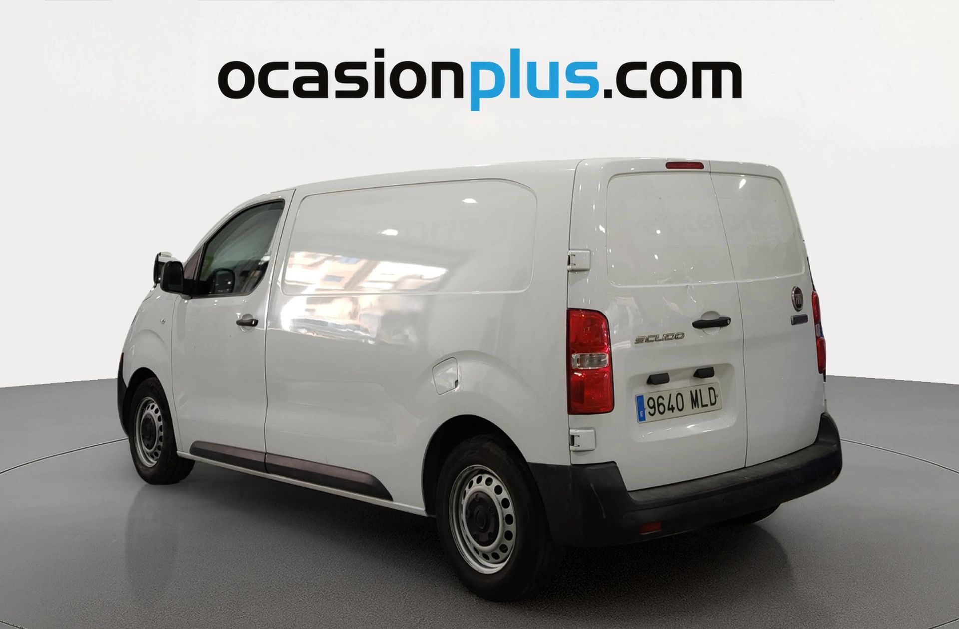Fiat Scudo Furgon 1.5 BlueHDi L2 3 plazas - foto 3