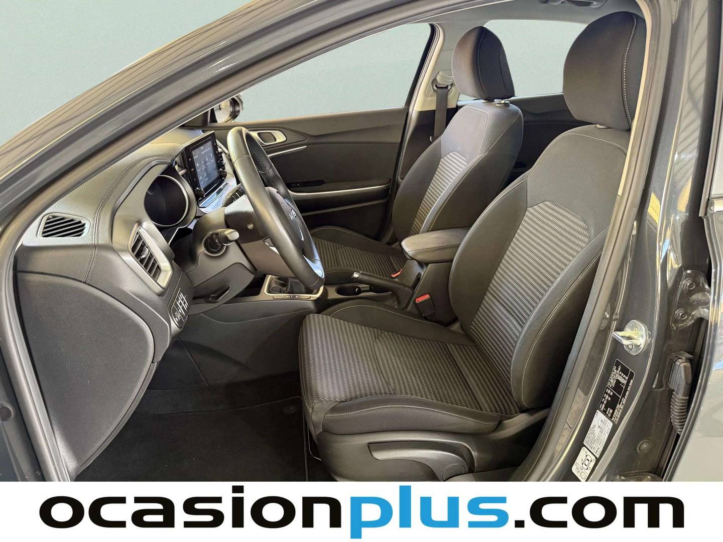 Foto asientos delanteros KIA XCeed KIA XCeed 1.0 T-GDi Drive (120 CV)