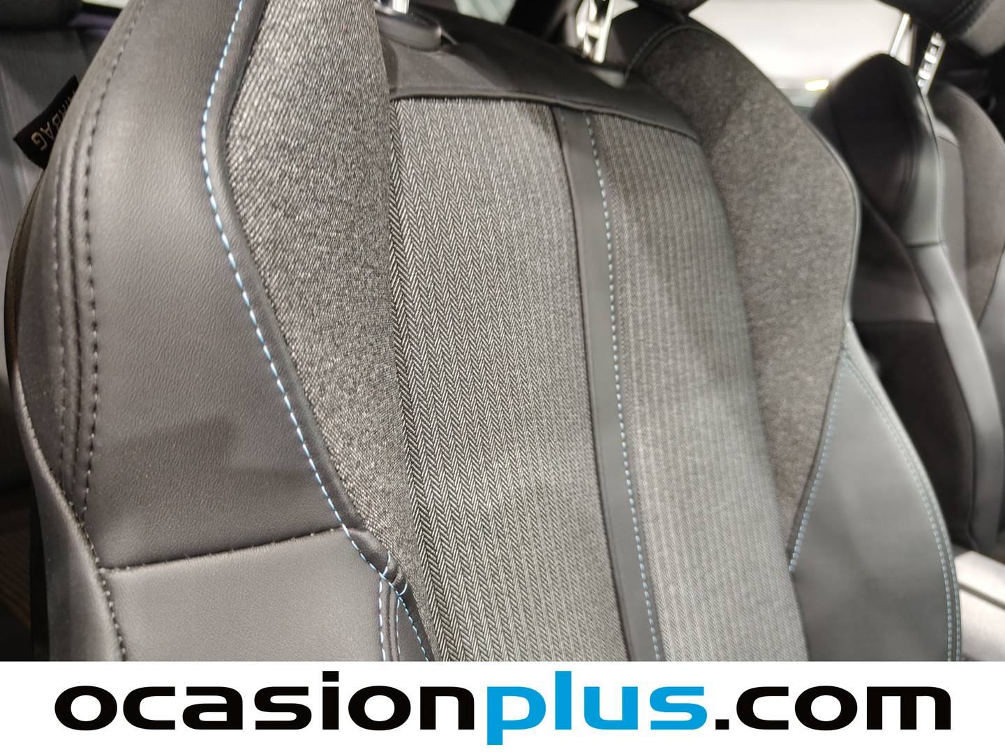 Foto Peugeot 3008 Peugeot 3008 BlueHDI 130 S&S Allure EAT8 (130 CV)