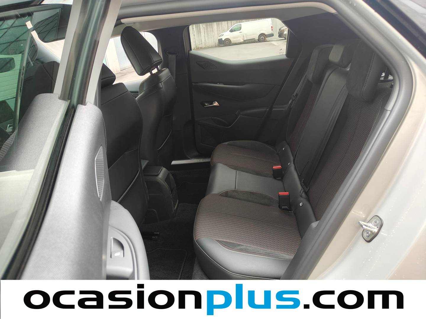 Foto asientos traseros DS DS 3 DS DS3 PureTech 130 Performance Line Auto (130 CV)