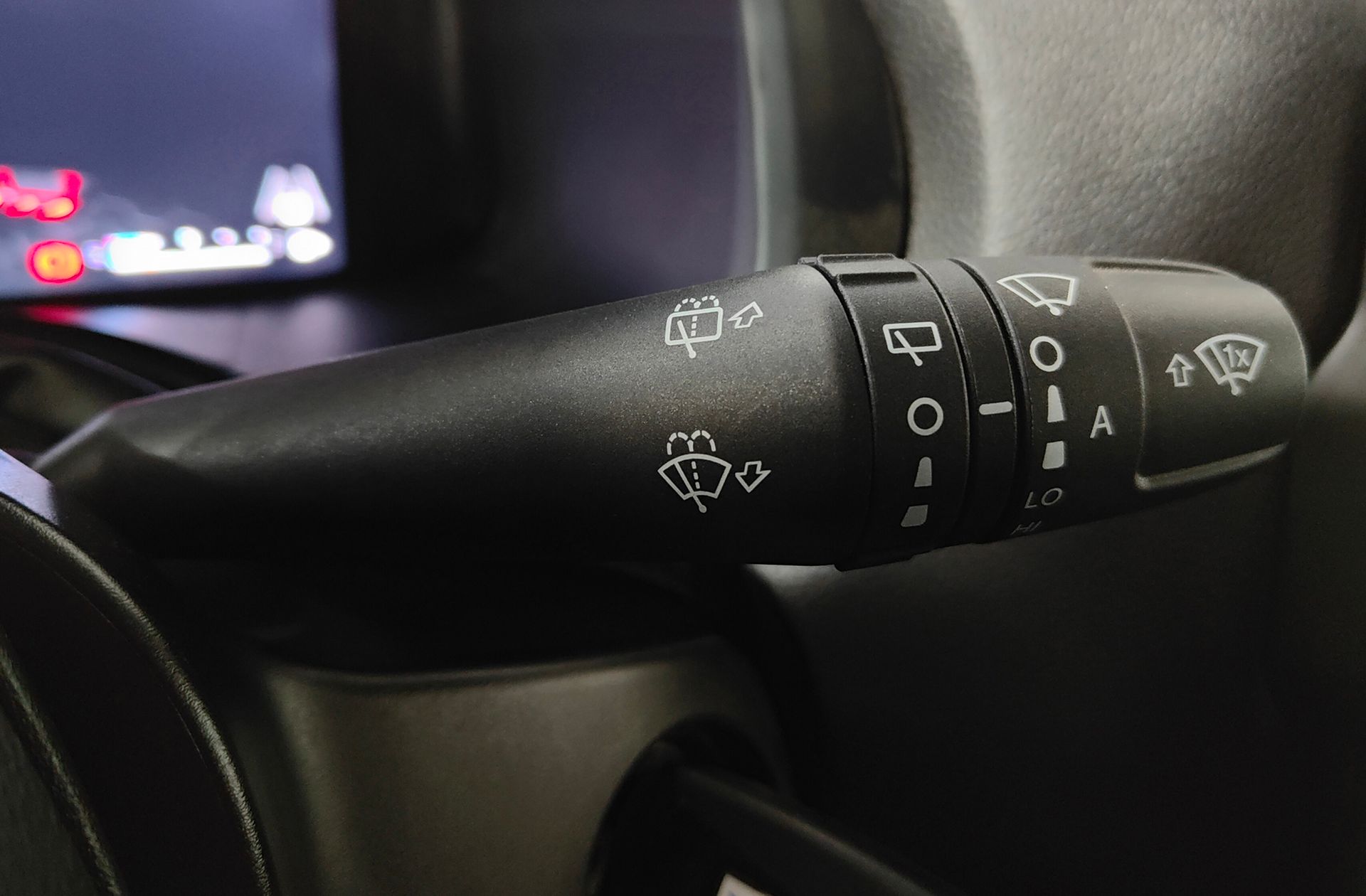 Jeep Renegade eHybrid 1.5 Limited ATX - foto 28