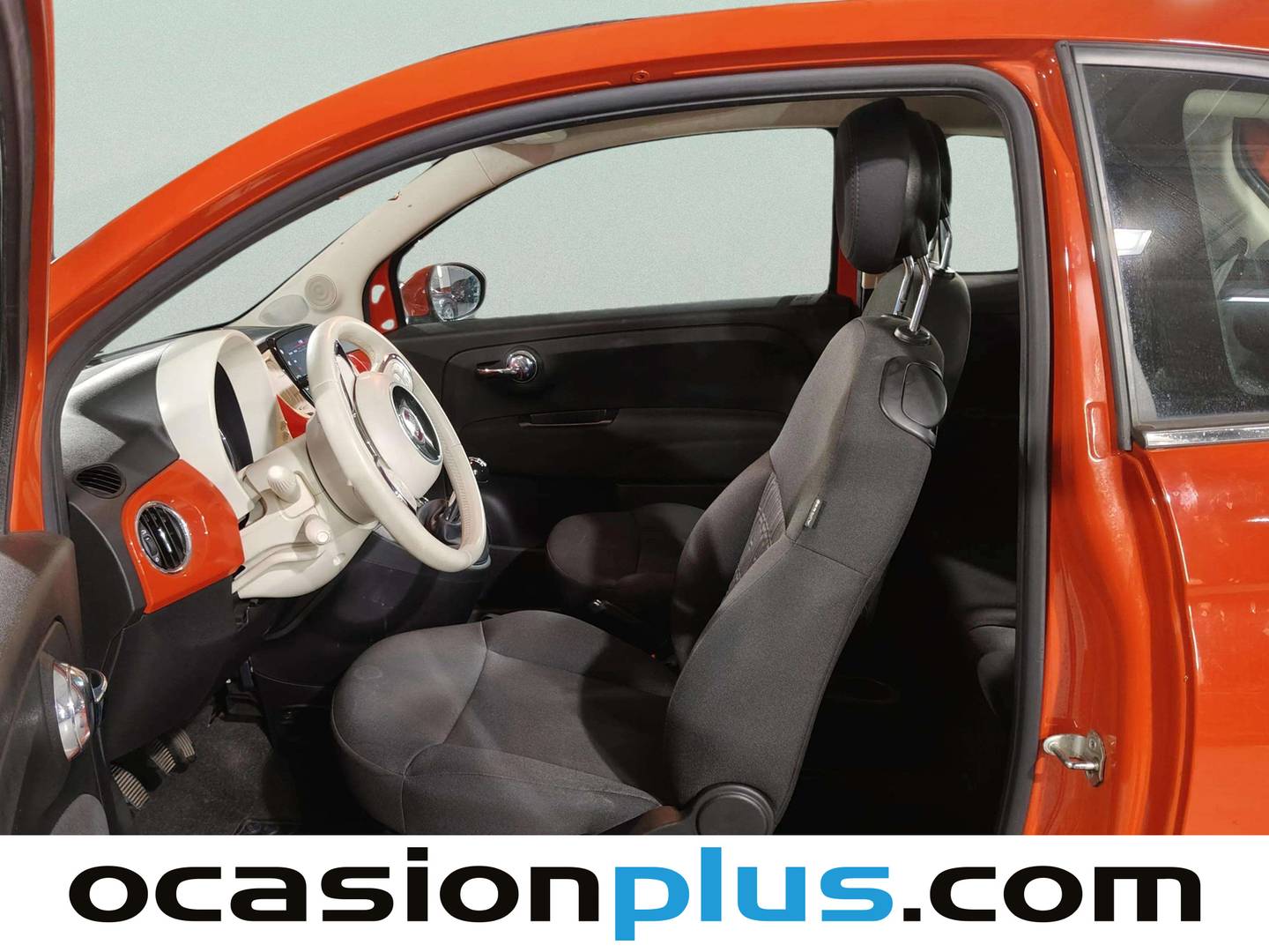 Foto asientos delanteros Fiat 500 Fiat 500 1.0 Hybrid Dolcevita (70 CV)