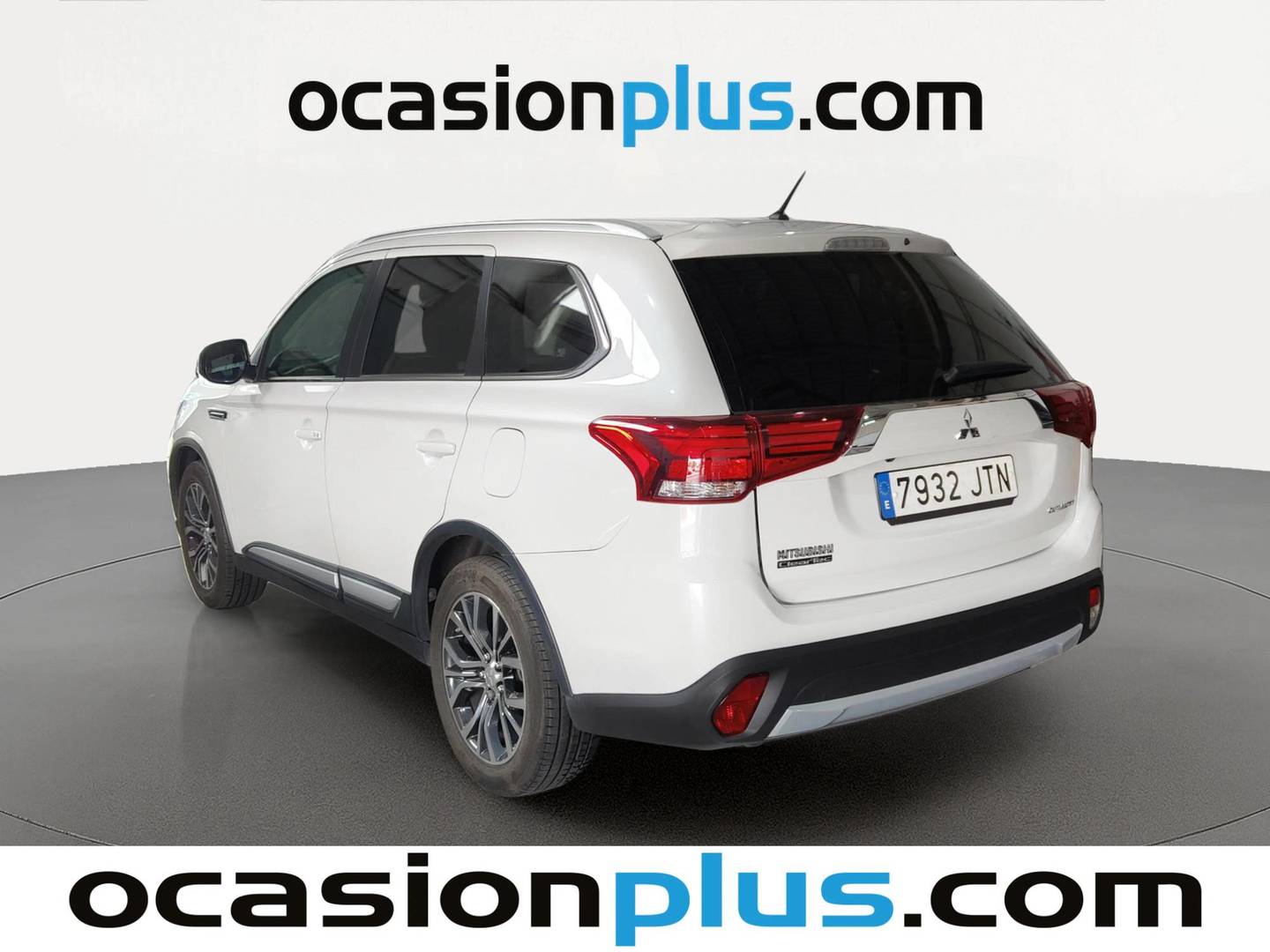 Foto trasera Mitsubishi Outlander Mitsubishi Outlander 200 MPI Motion 2WD CVT (150 CV) izquierda