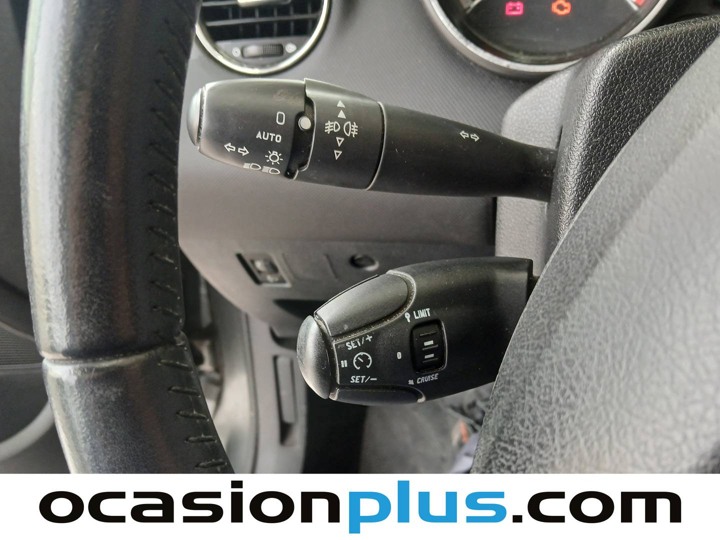 Extras y acabados del Peugeot 308 Peugeot 308 1.6 VTi Active (120 CV)