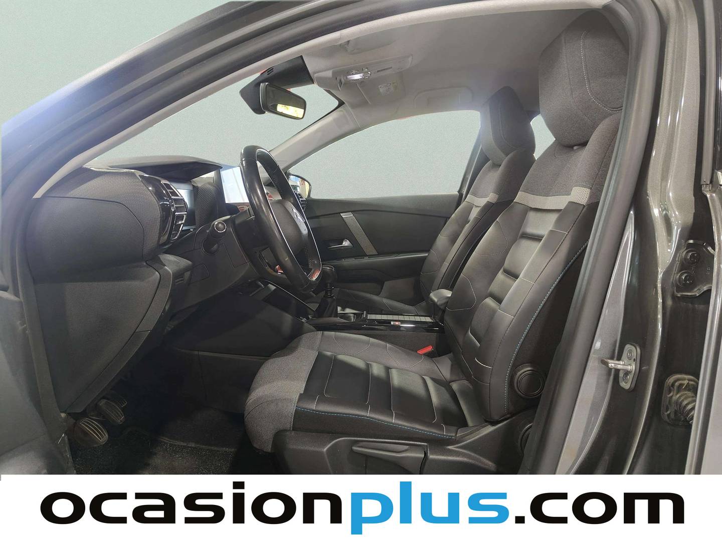 Foto asientos delanteros Citroën C4 Citroën C4 PureTech 130 S&S Shine (130 CV)