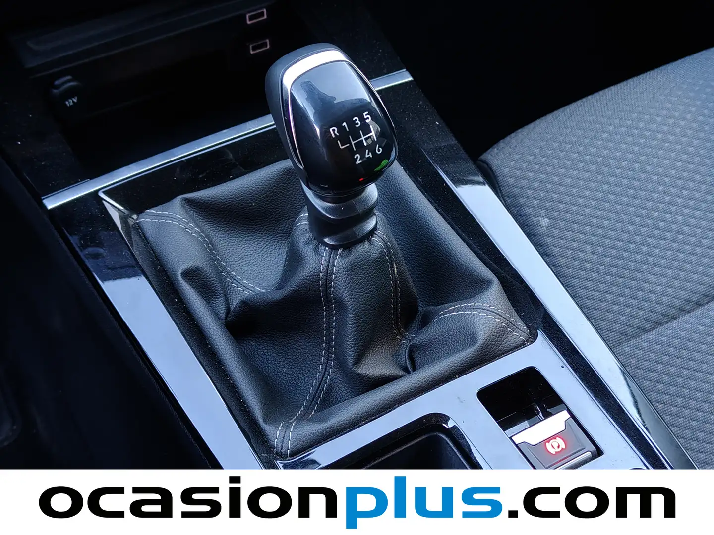 Foto Opel Astra Opel Astra 1.2 Turbo XHT Edition (130 CV)