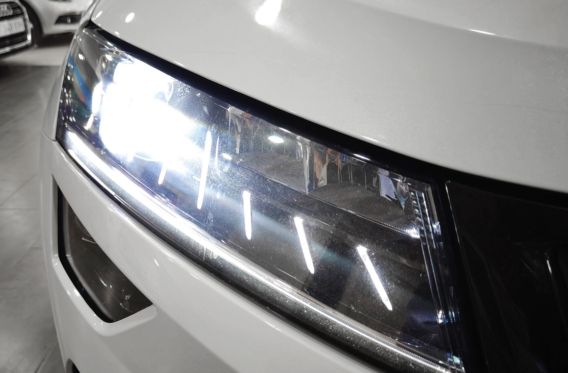 Škoda Karoq 2.0 TDI Sportline - foto 15