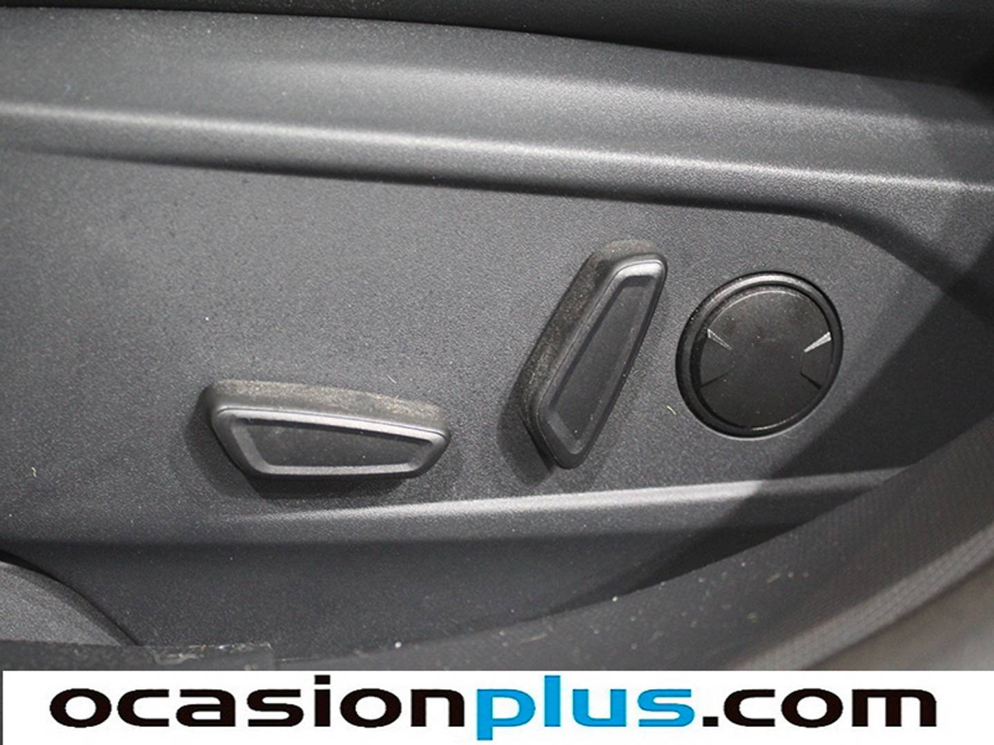 Foto Ford Mustang Mach-E Ford Mustang Mach-E Base Rango Estandar RWD (269 CV)