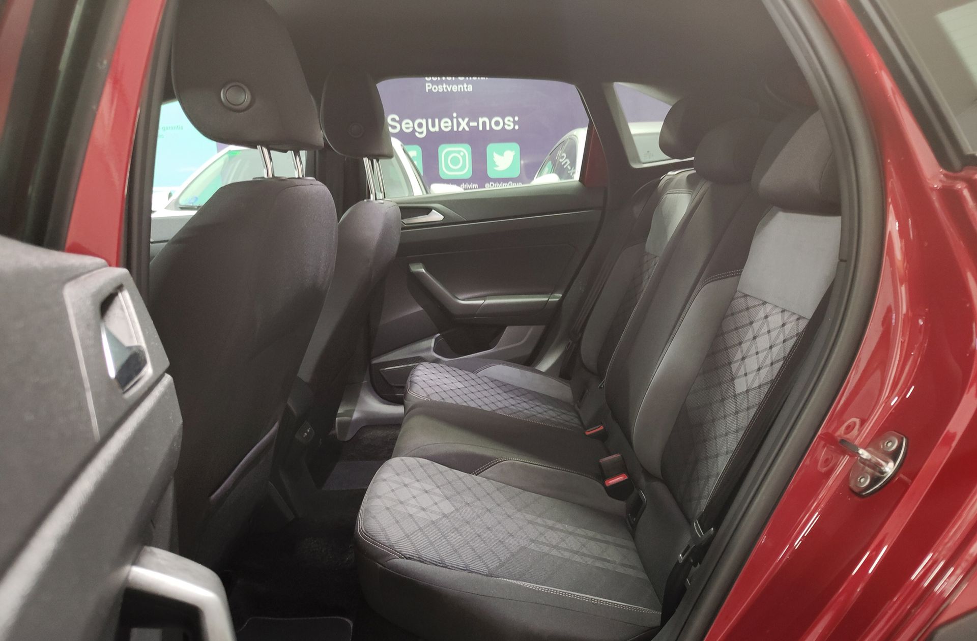 Volkswagen Taigo R-Line 1.5 TSI DSG - foto 12
