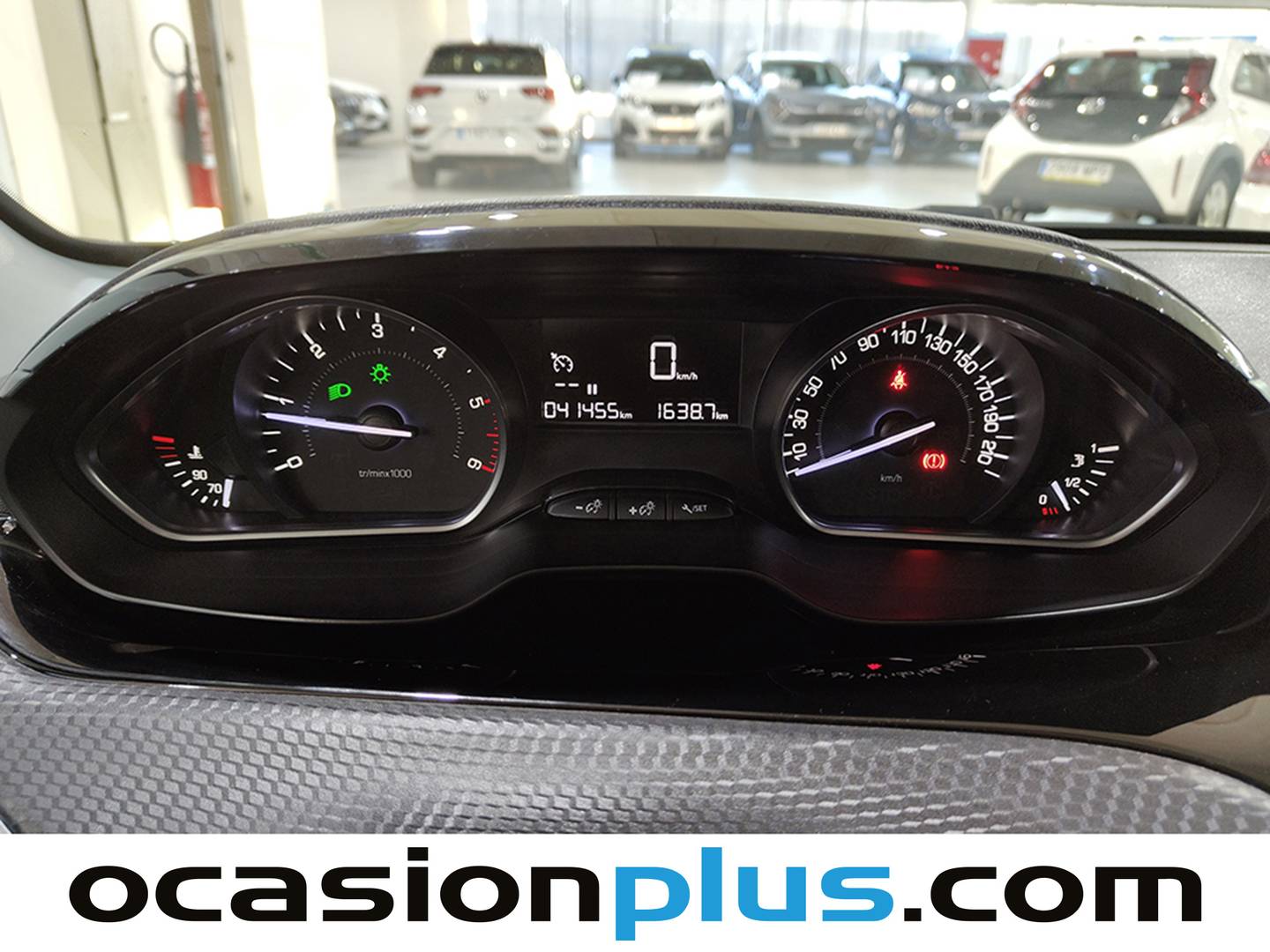 Foto Peugeot 208 Peugeot 208 BlueHDi 100 S&S Signature (99 CV)