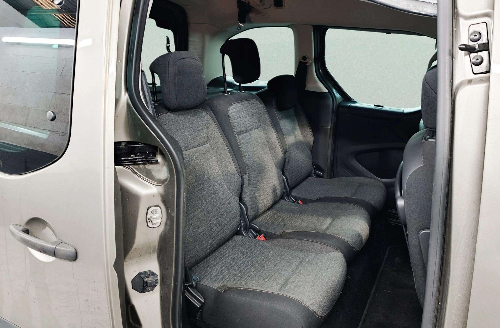 Citroën Berlingo Multispace 20 Aniversario PureTech - foto 20