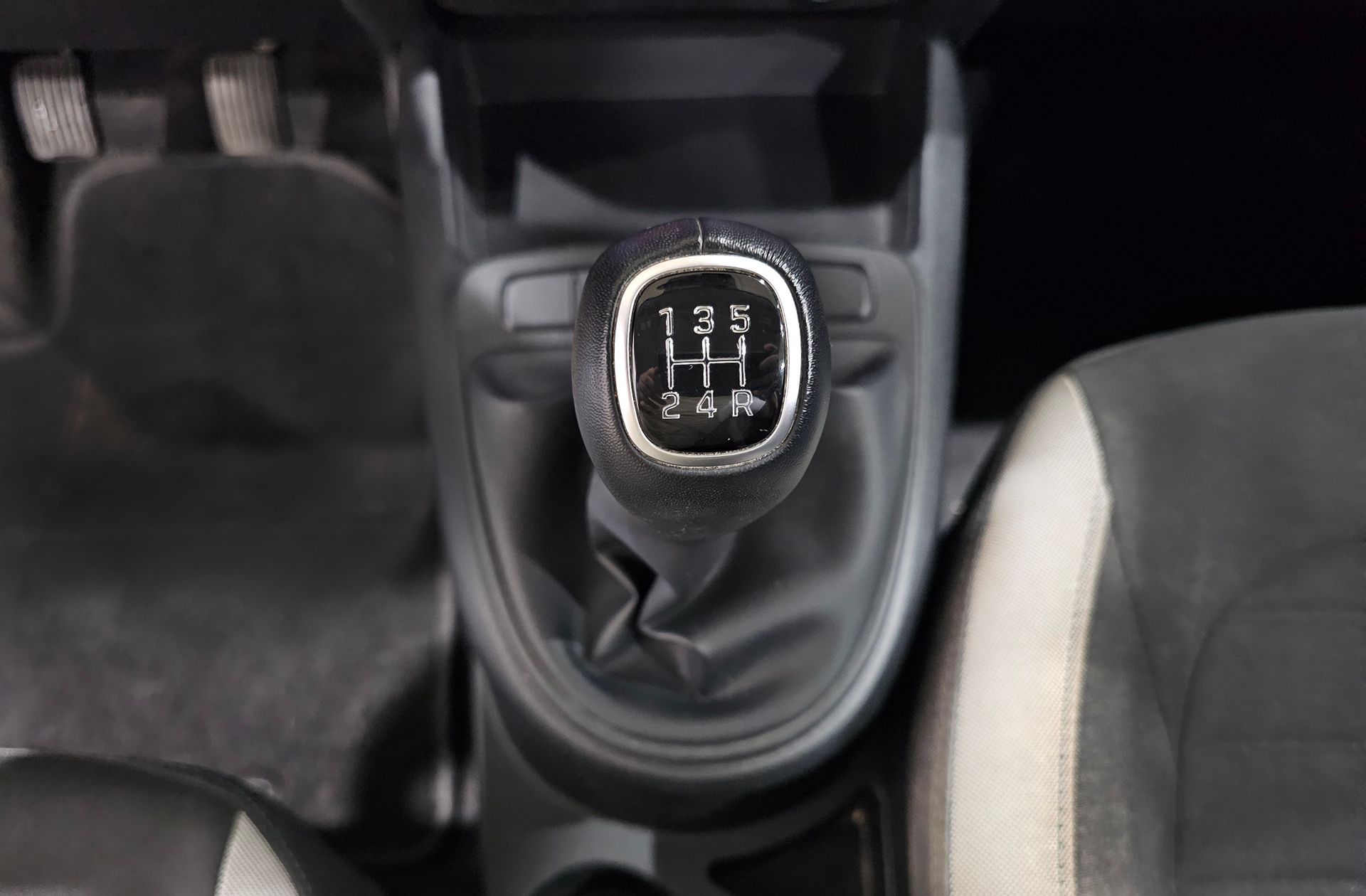Hyundai i10 1.0 Klass - foto 5