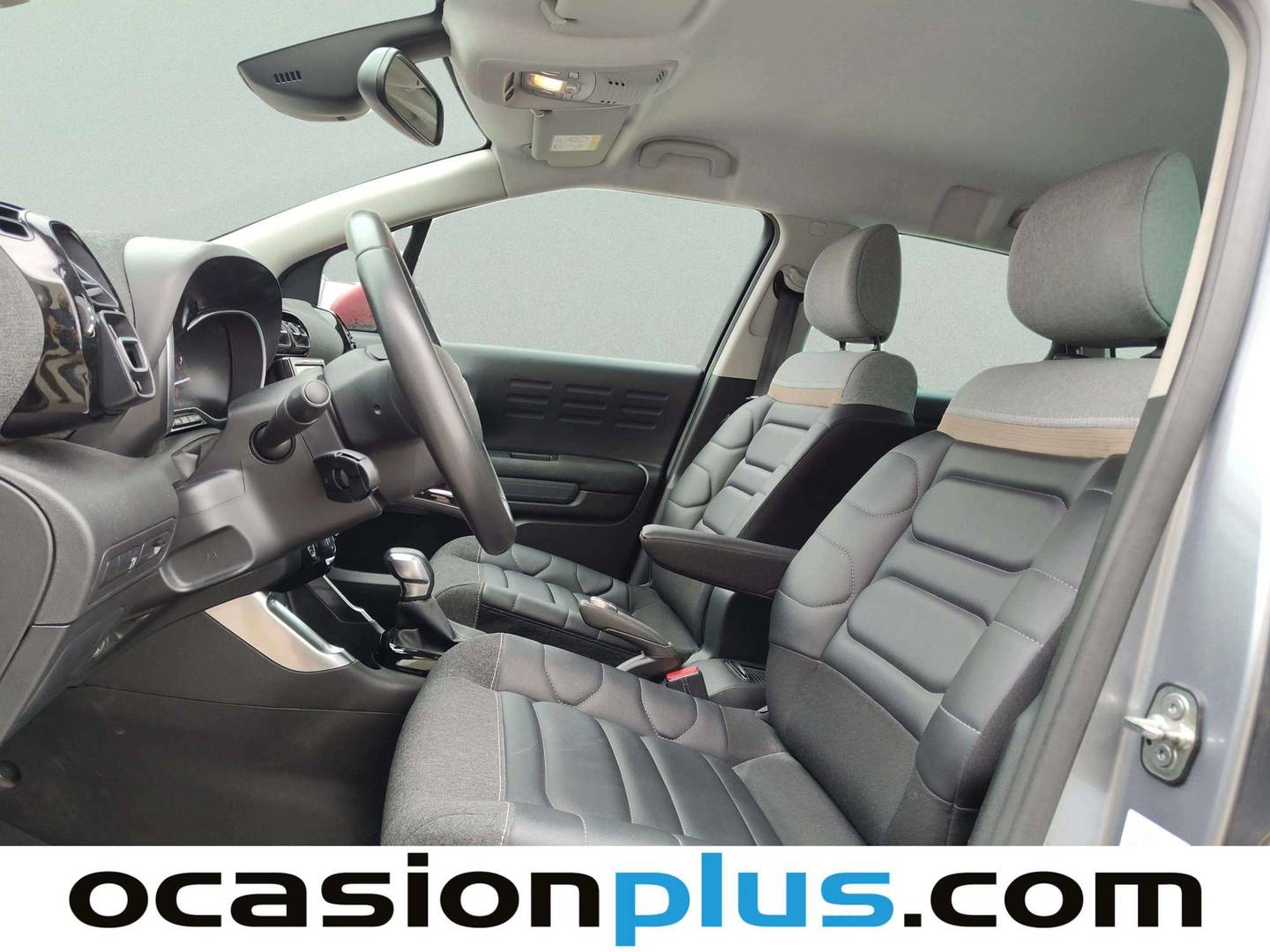 Foto asientos delanteros Citroën C3 Aircross Citroën C3 Aircross PureTech 130 S&S Shine EAT6 (131 CV)