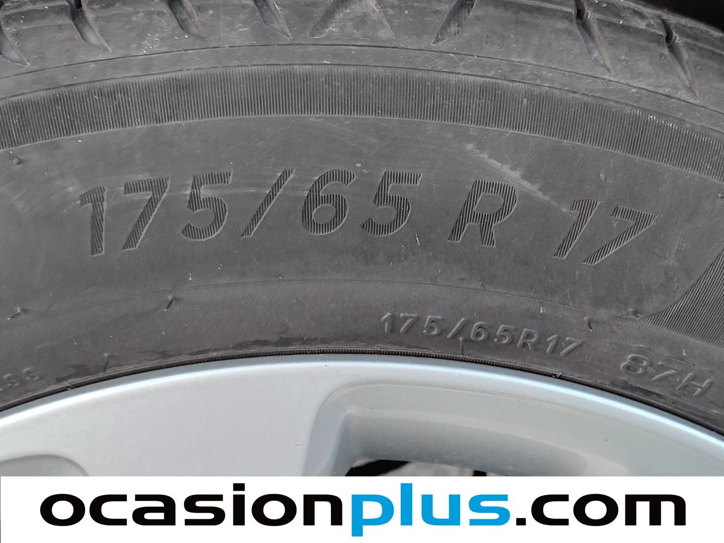 Foto Toyota Aygo X Cross Toyota Aygo X Cross 1.0 VVT-I Play (72 CV)