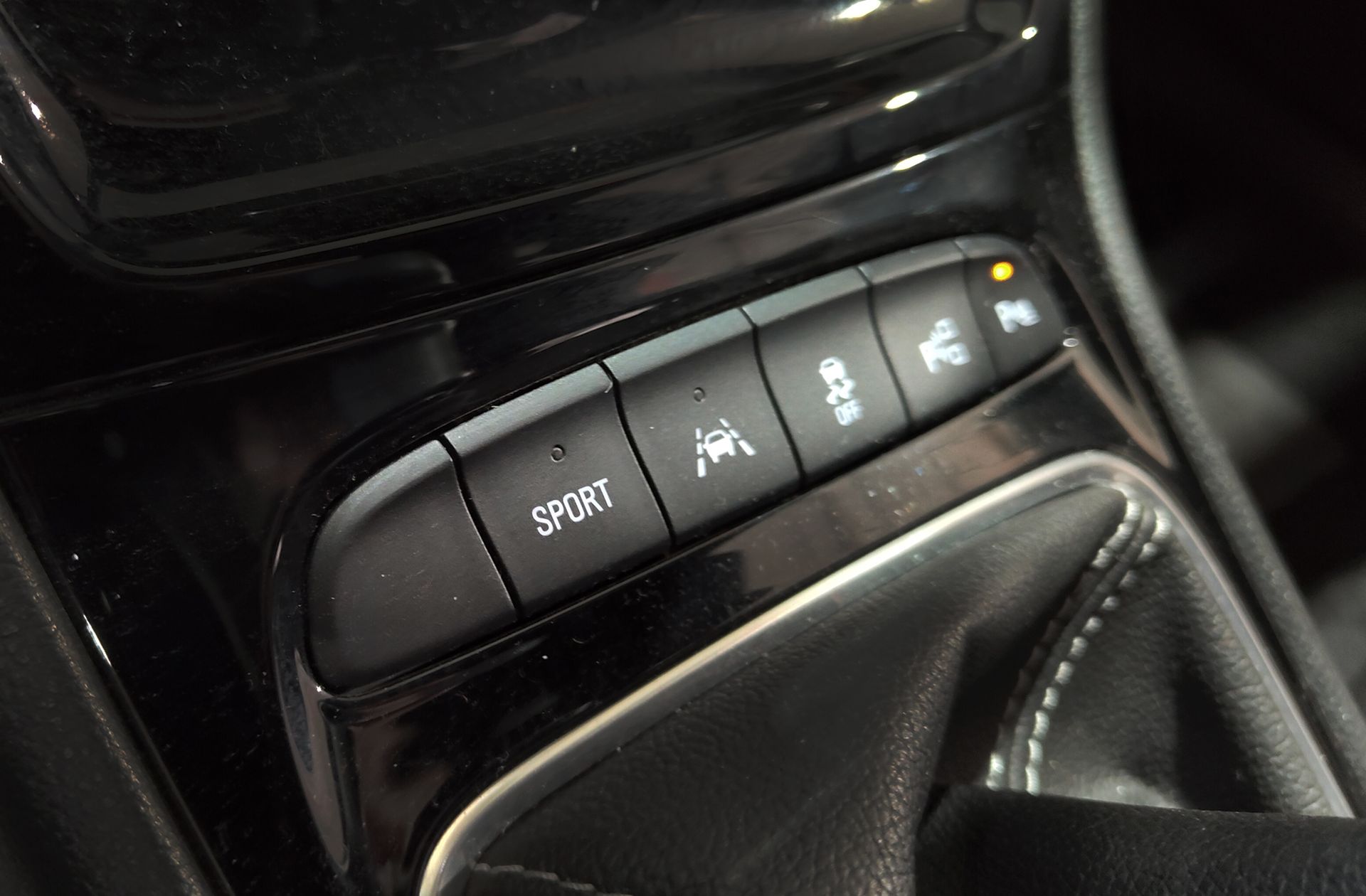 Opel Astra Sports Tourer 1.4 Turbo Dynamic - foto 31