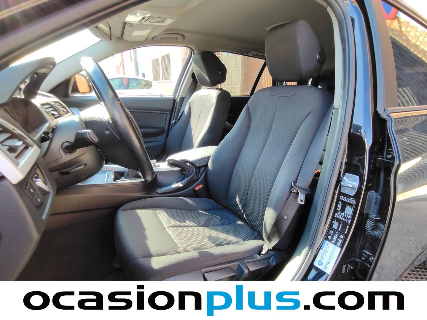 Foto asientos delanteros BMW Serie 3 BMW Serie 3 320d xDrive Touring (190 CV)