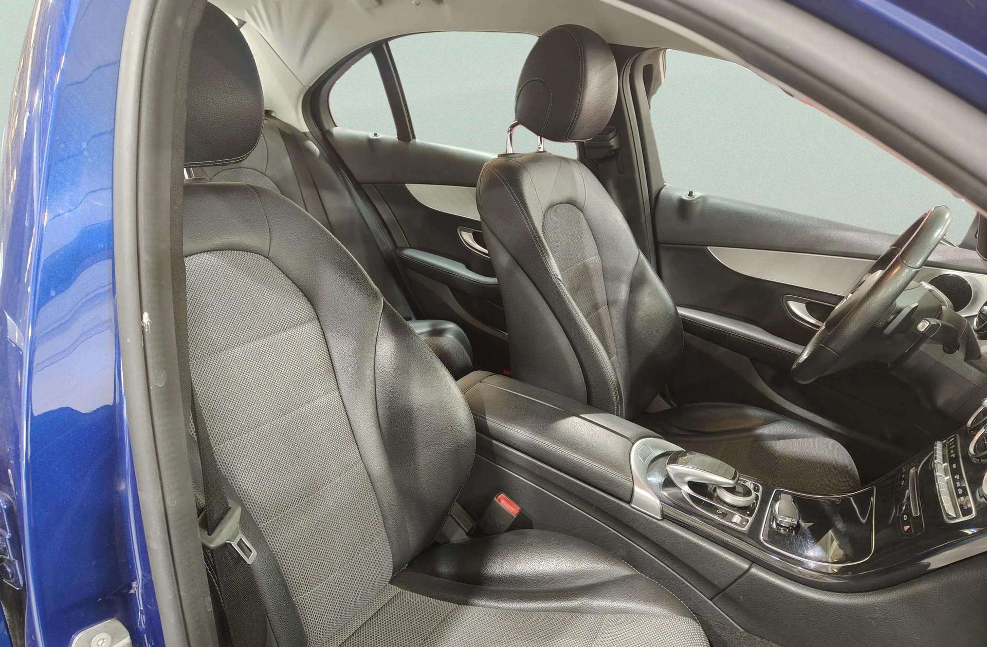 Mercedes-Benz Clase C 220 d Paquete AMG - foto 20