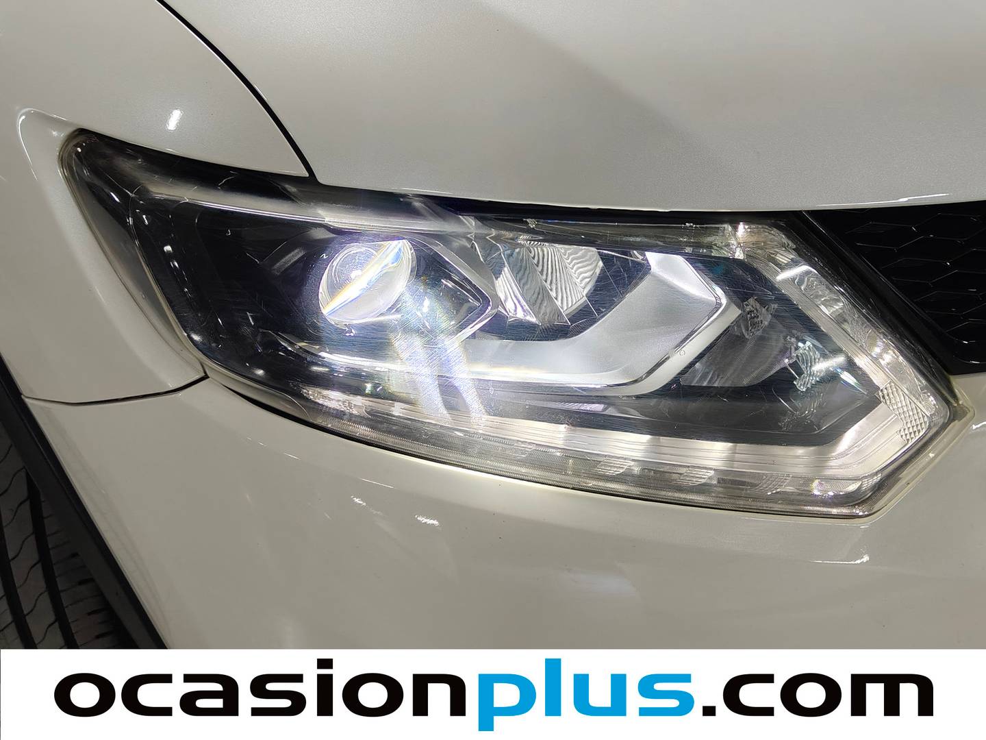 Paquetes del Nissan X-TRAIL Nissan X-Trail 1.6 dCi Tekna 4x2 (130 CV) 7 Plazas