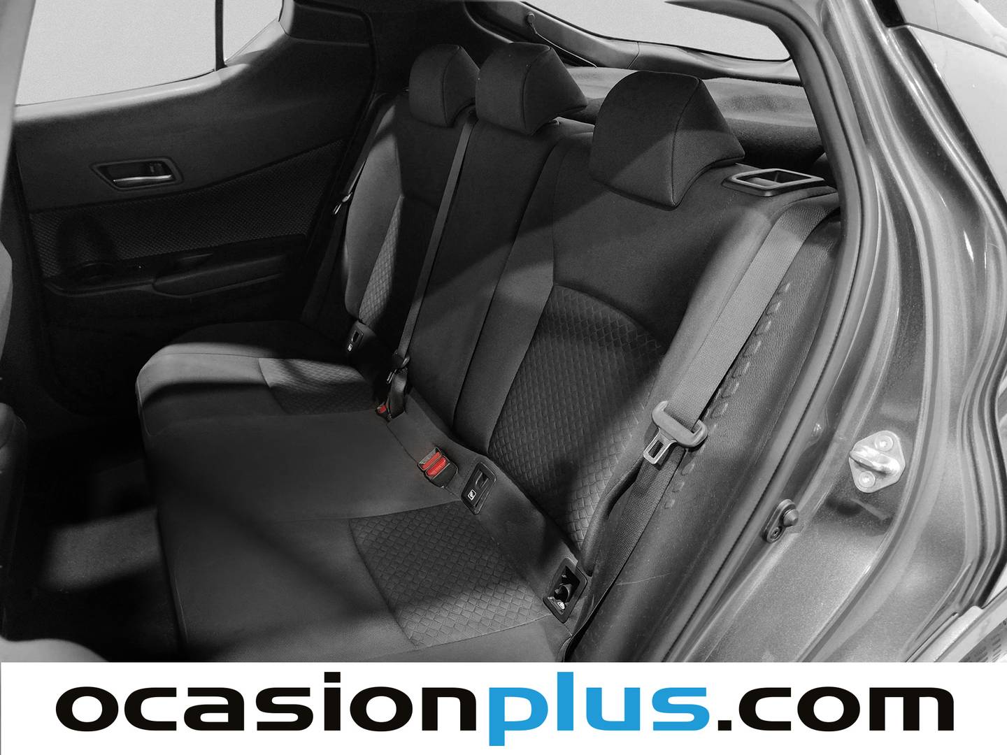 Foto asientos traseros Toyota C-HR Toyota C-HR 1.8 125H Active (122 CV)