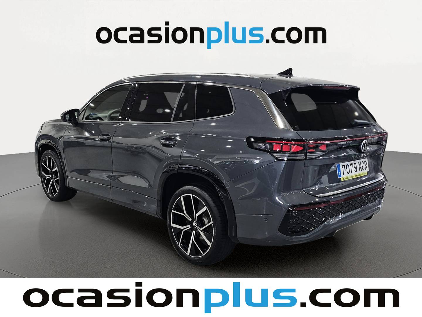 Foto trasera Volkswagen Tayron Volkswagen Tayron R-Line 1.5 eTSI (150 CV) DSG 7 PLAZAS derecha