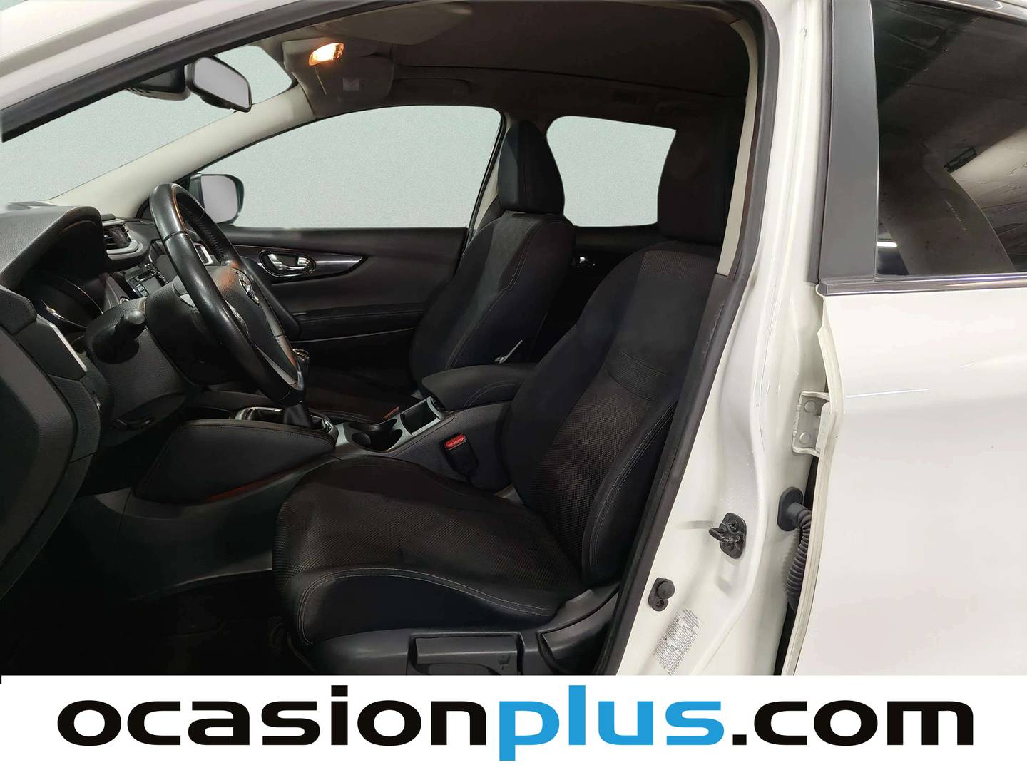 Foto asientos delanteros Nissan QASHQAI Nissan Qashqai 1.5 dCi 360 4x2 (110 CV)