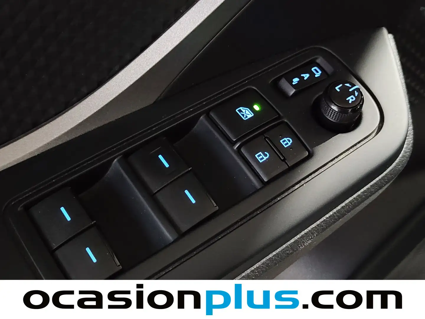 Foto Toyota C-HR Toyota C-HR 1.8 125H Active (122 CV)