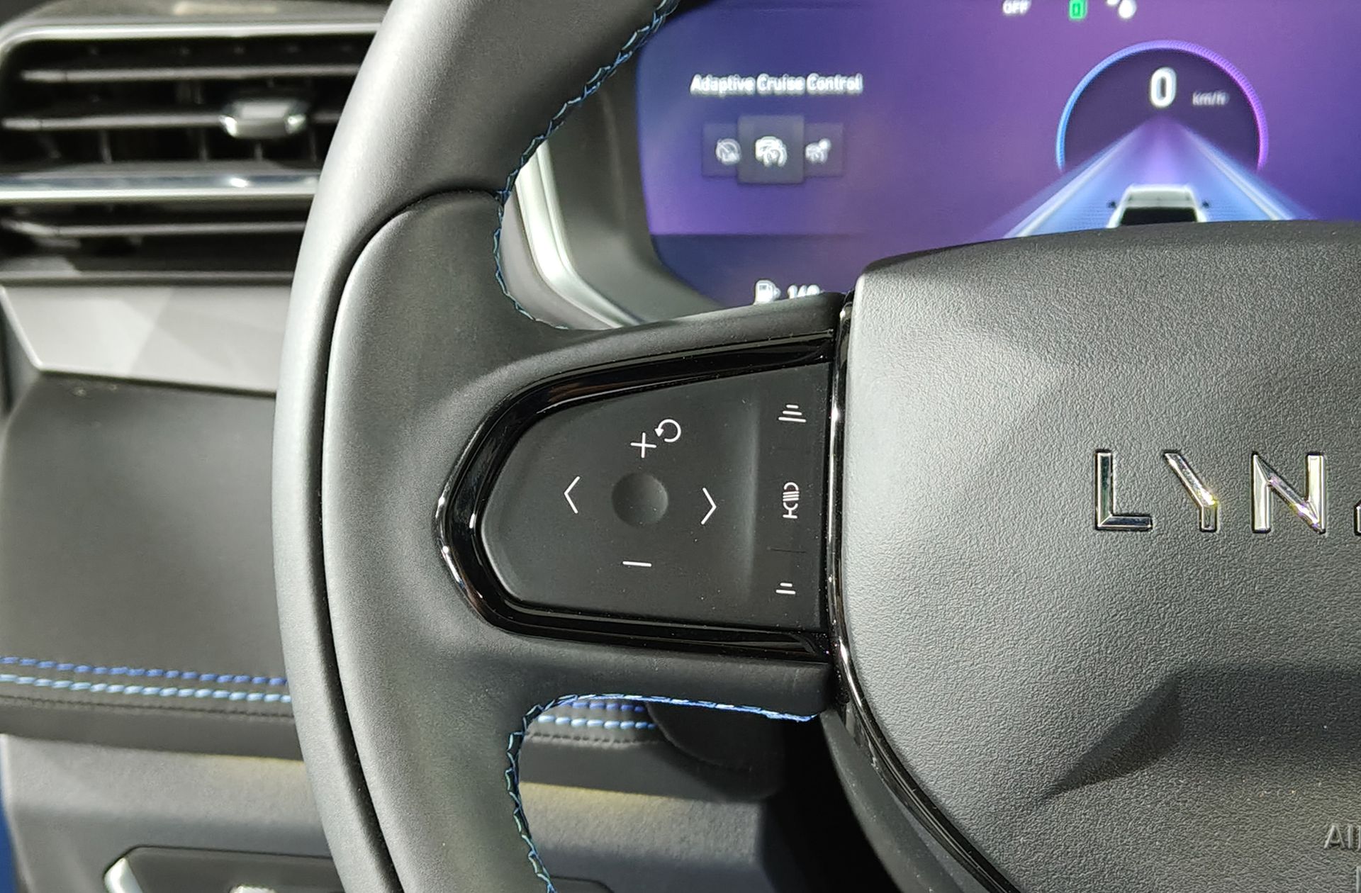 Lynk & Co 01 1.5 PHEV - foto 28
