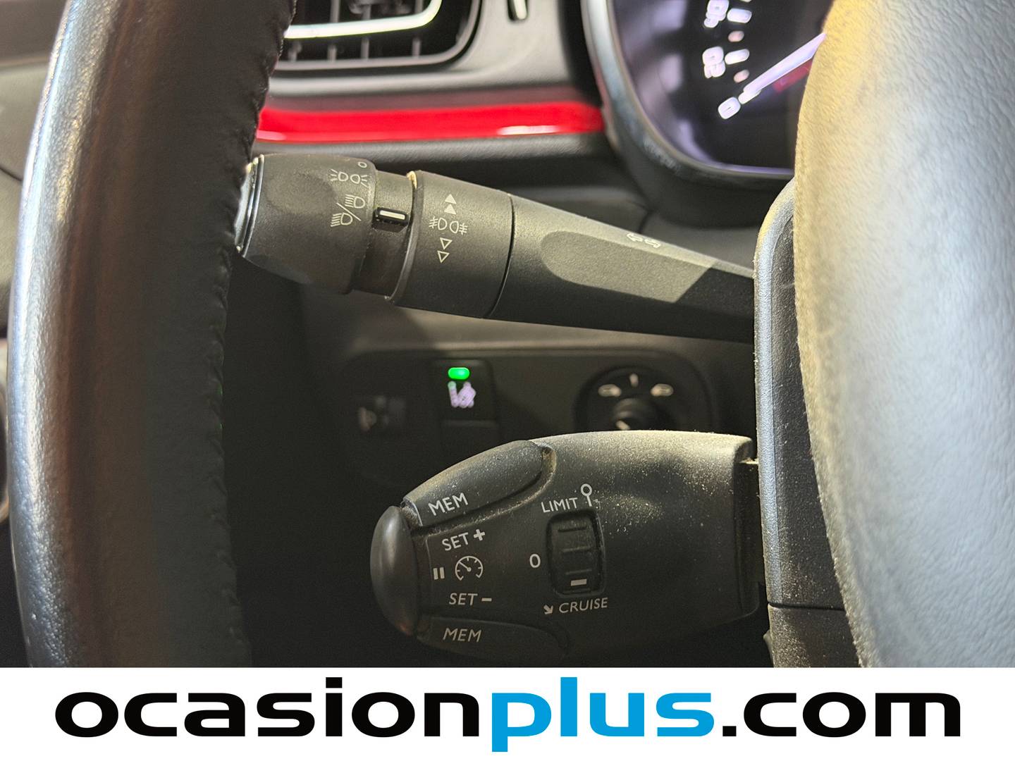 Equipamiento del Citroën C3 Citroën C3 PureTech 82 Feel (83 CV)