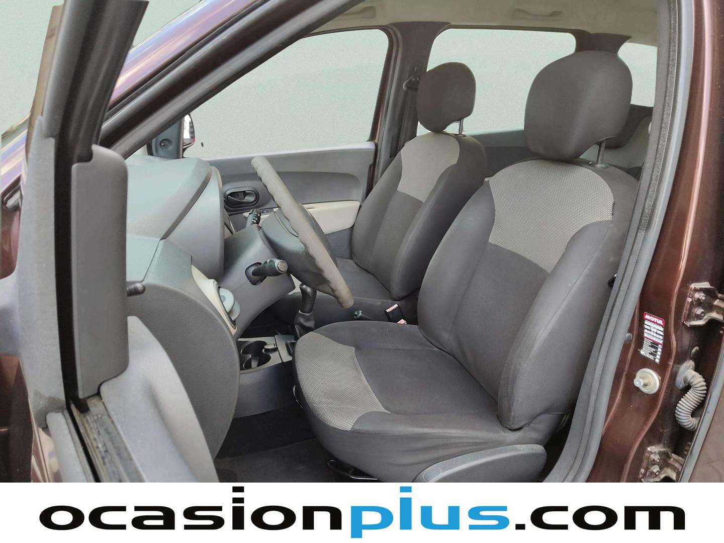 Foto asientos delanteros Dacia Lodgy Dacia Lodgy dCi 90 SL Eficacia (90 CV)