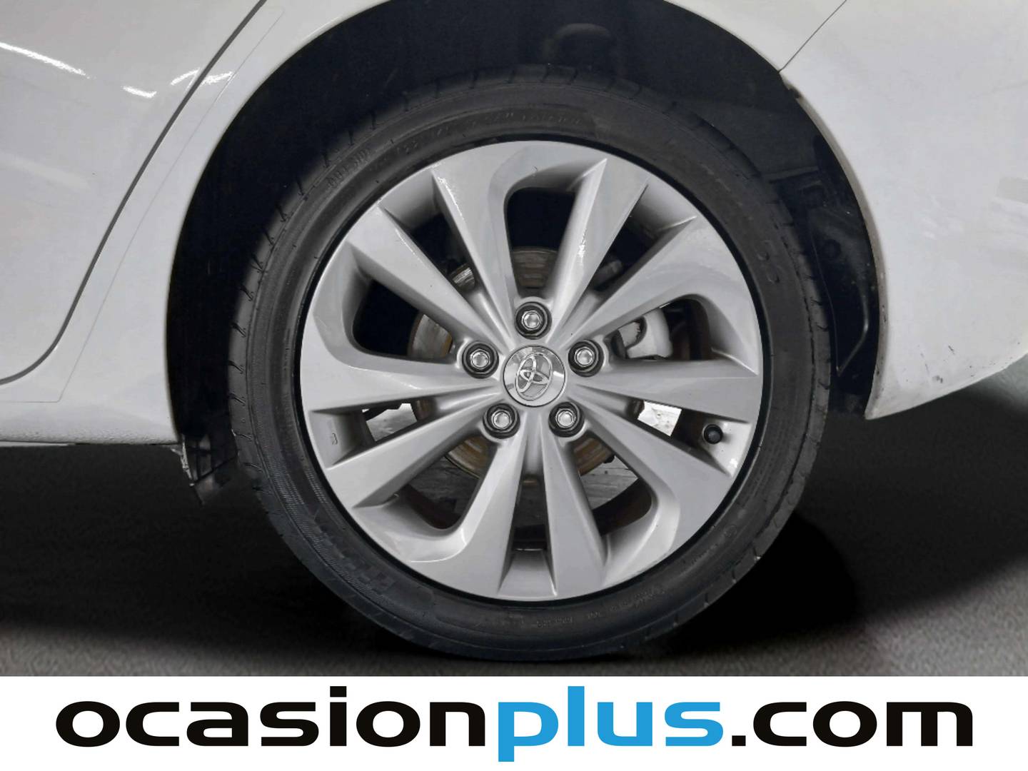 Toyota Auris Toyota Auris 1.8 Hybrid Active  (136 CV) de ocasión