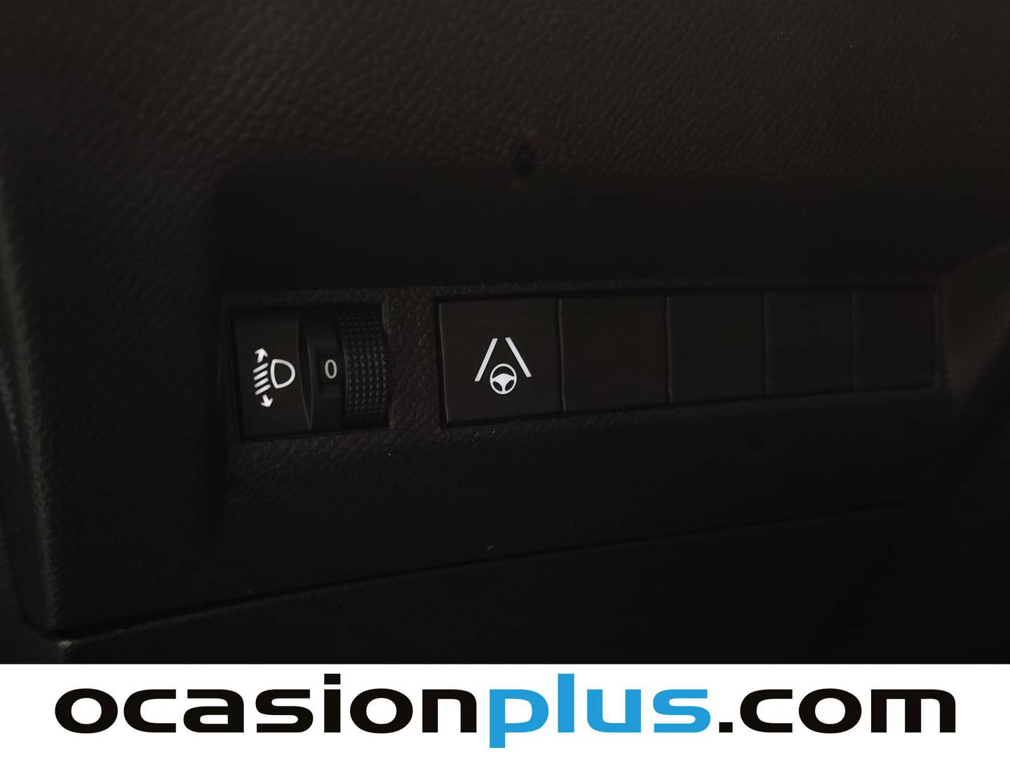 Peugeot 2008 Peugeot 2008 Allure Hybrid eDCS6  (136 CV) seminuevo