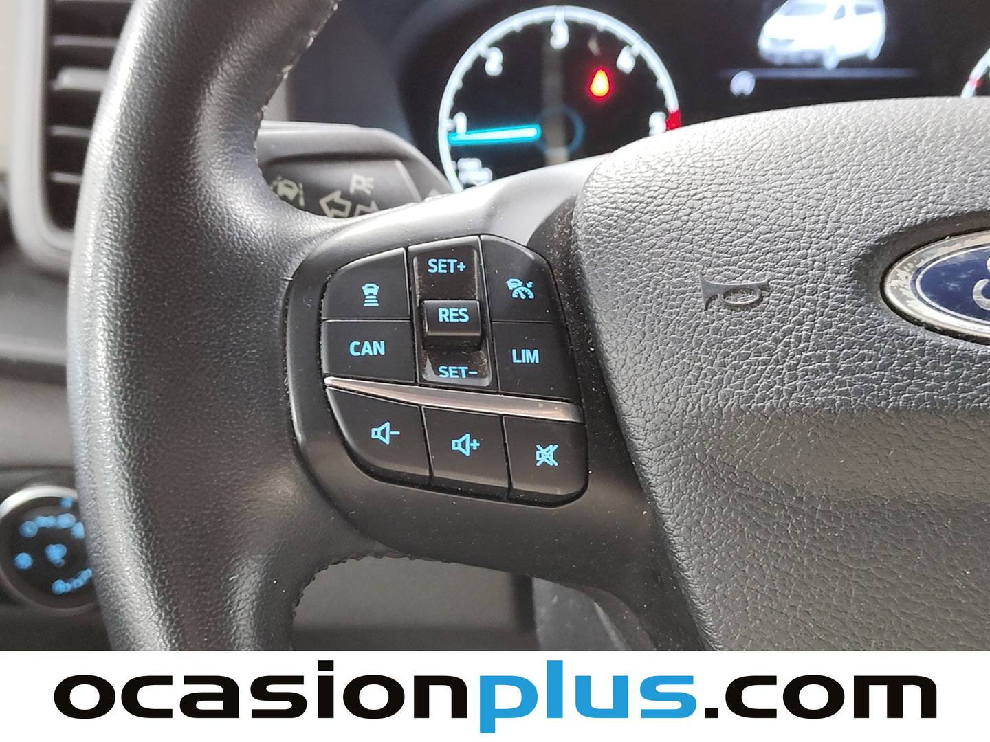 Paquetes del Ford Transit Custom Ford Transit Custom Kombi 2.0 TDCI 340 L2 Trail (130 CV) 8 Plazas