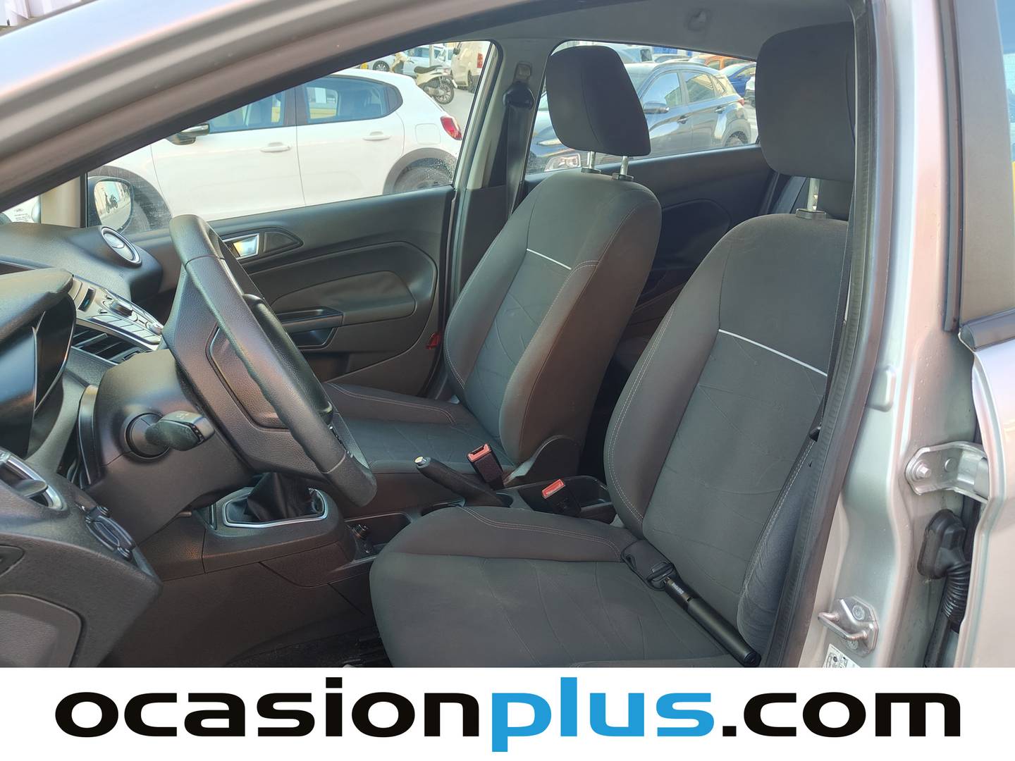 Foto asientos delanteros Ford Fiesta Ford Fiesta 1.5 TDCI Trend (75 CV)