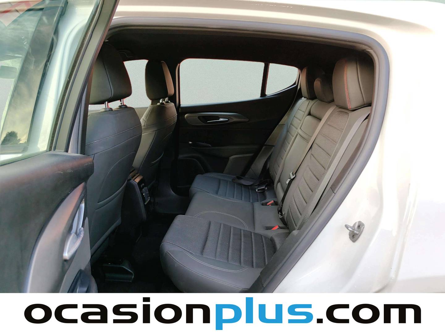 Foto asientos traseros Alfa Romeo Tonale Alfa Romeo Tonale 1.6 DS Sprint FWD Auto (130 CV)