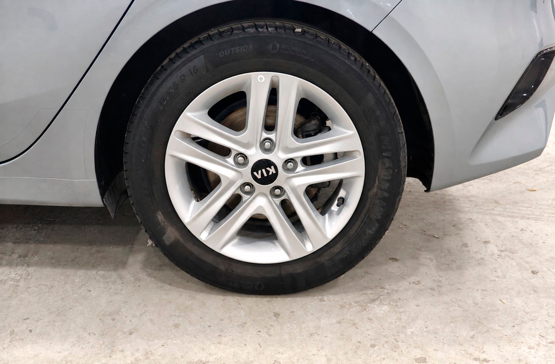 Kia Ceed 1.0 T-GDi Drive - foto 33