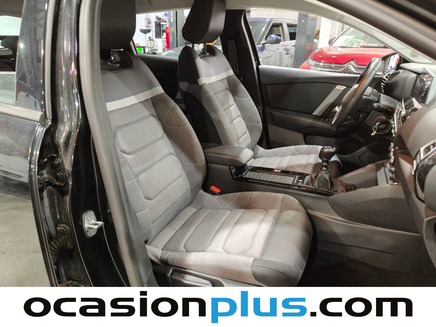 Foto Citroën C4 Citroen C4 PureTech 130 S&S Plus (131 CV)