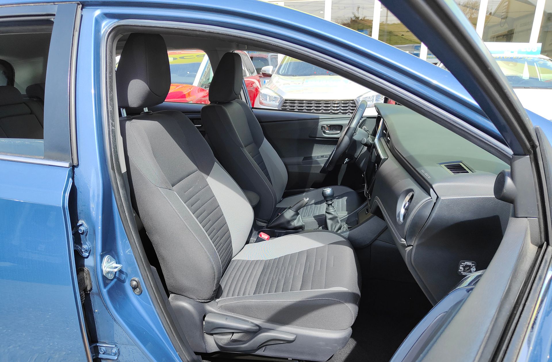 Toyota Auris 120T Active - foto 16