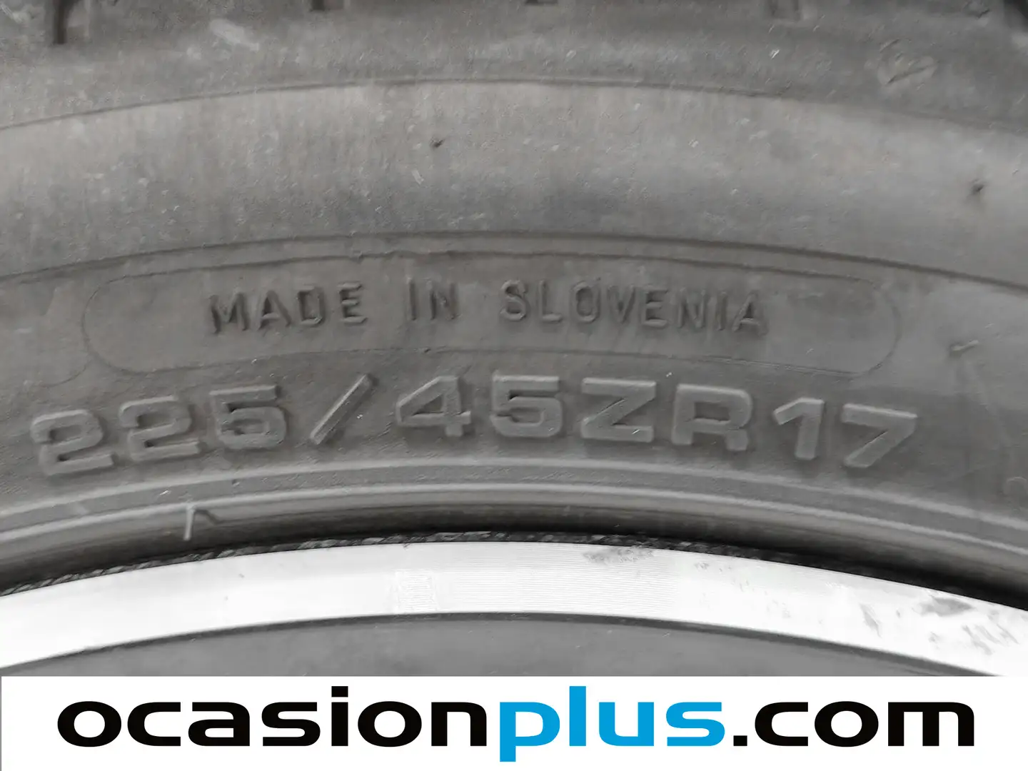 Foto Toyota Auris Toyota Auris 140H Advance Touring Sports (136 CV)