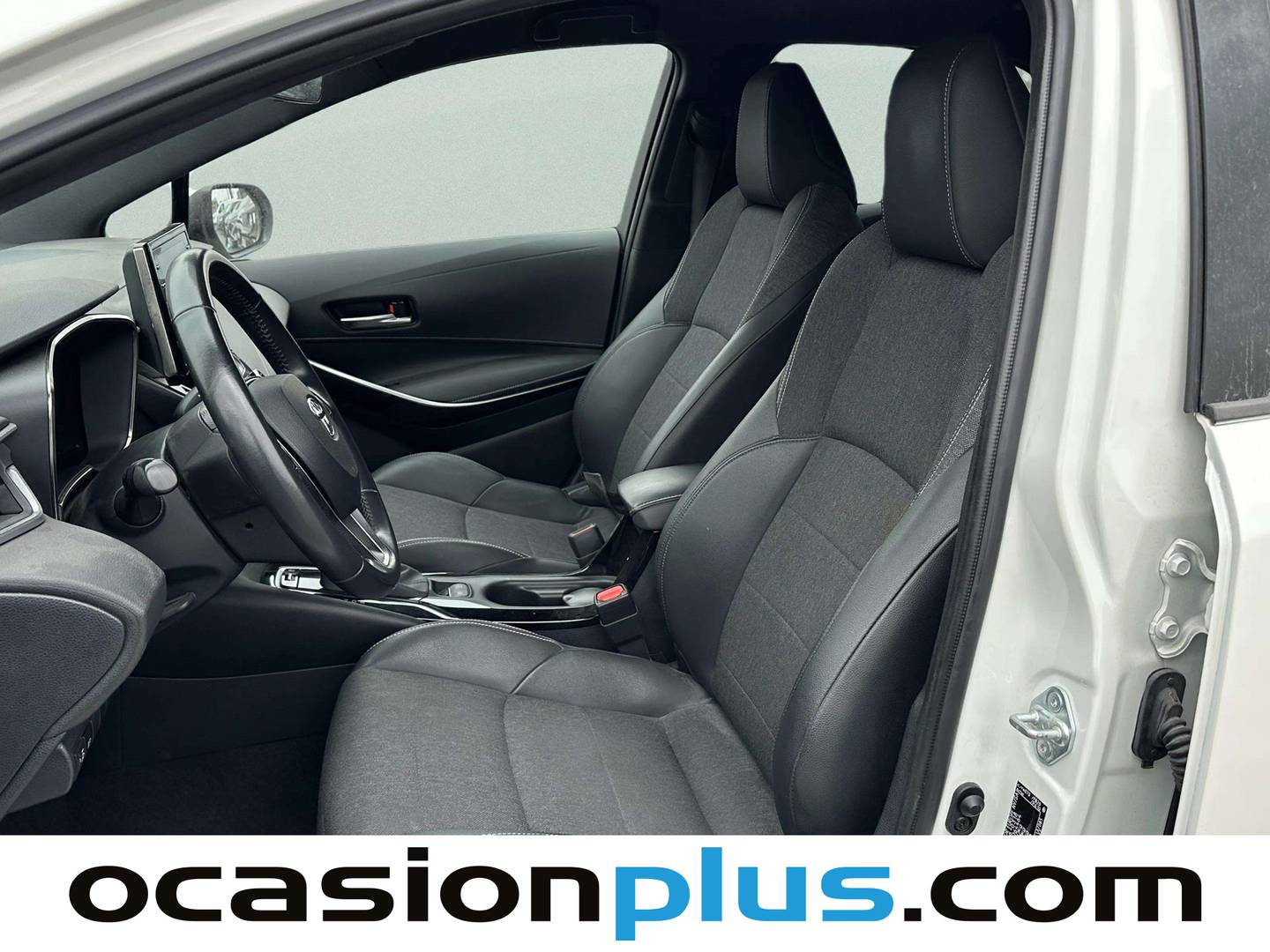 Foto asientos delanteros Toyota Corolla Toyota Corolla 1.8 125H Style E-CVT (122 CV)