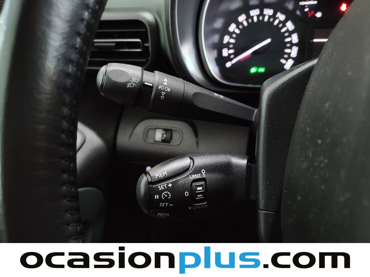 Foto Citroën Berlingo Citroen Berlingo BlueHDi 100 S&S Talla M Shine (102 CV)