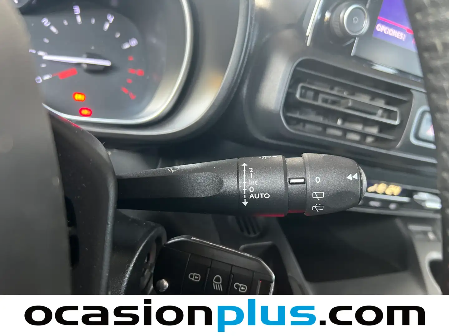 Foto Citroën Berlingo Citroen Berlingo BlueHDi 100 S&S Talla M Shine (102 CV)