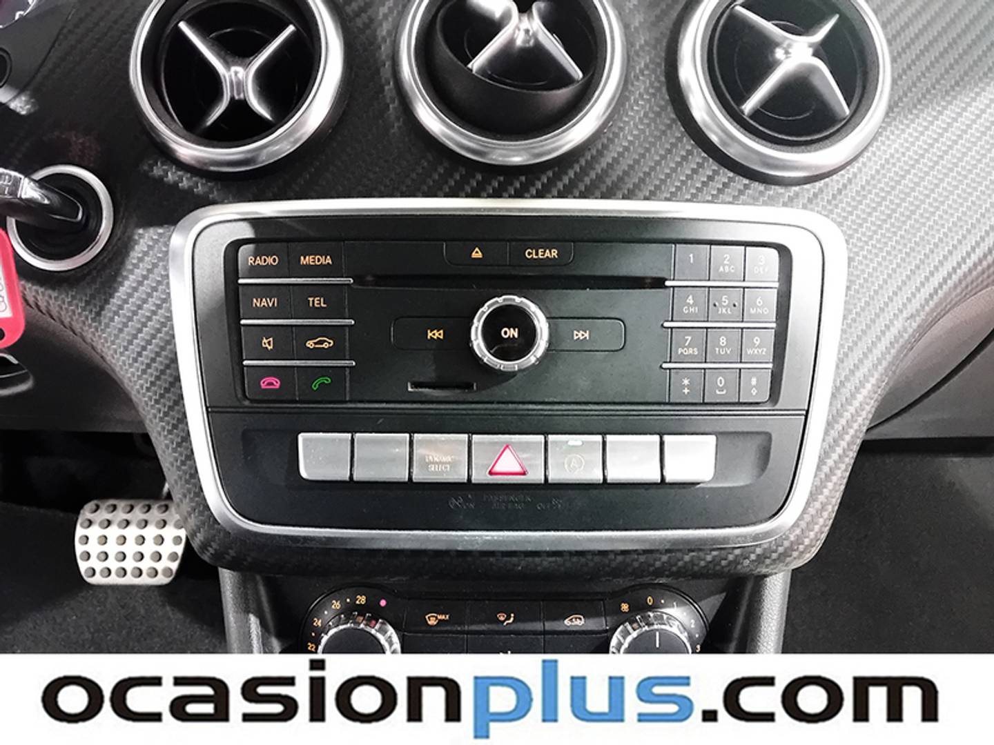 Foto Mercedes Clase A Mercedes-Benz Clase A 180 Pack AMG (122 CV)