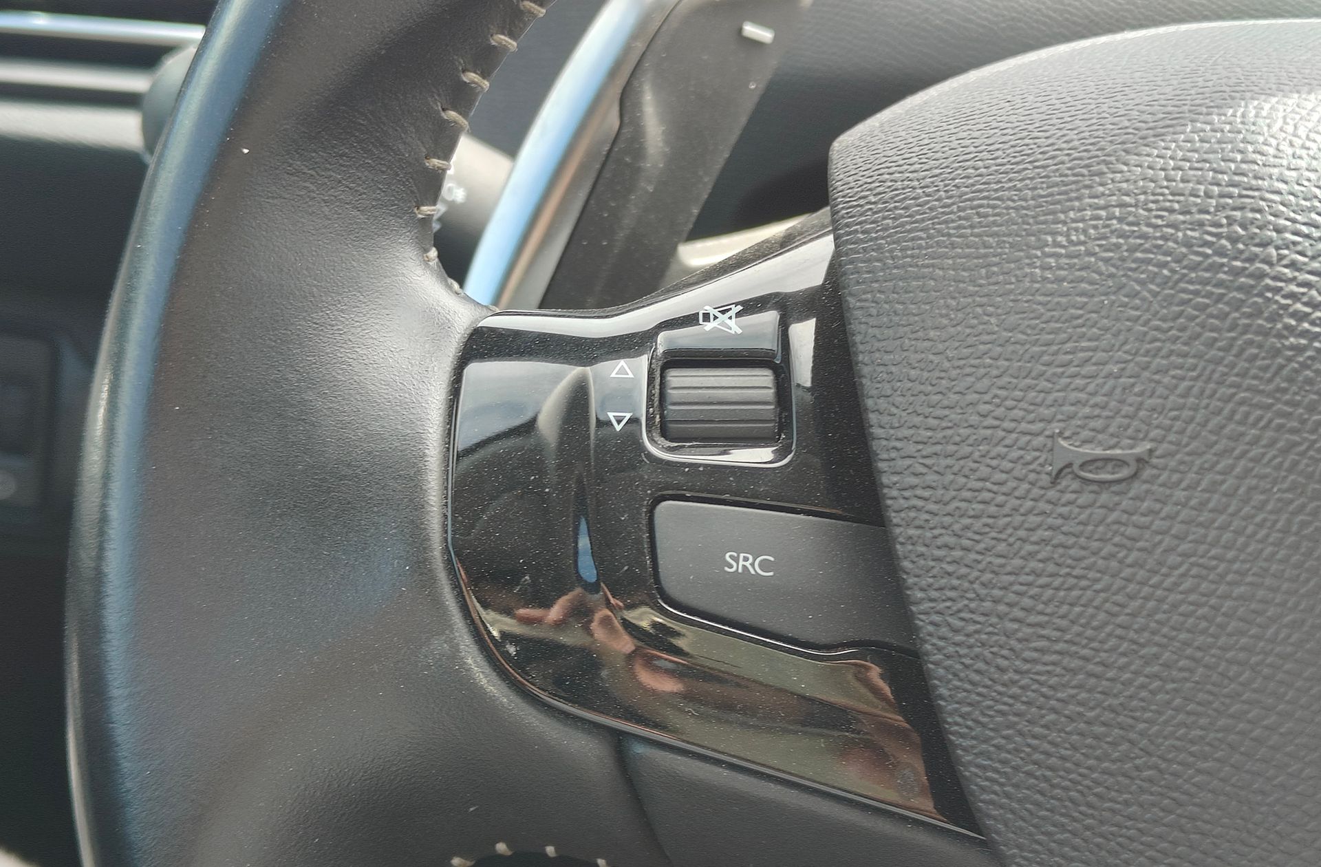 Peugeot 308 PureTech 130 Allure EAT8 - foto 30