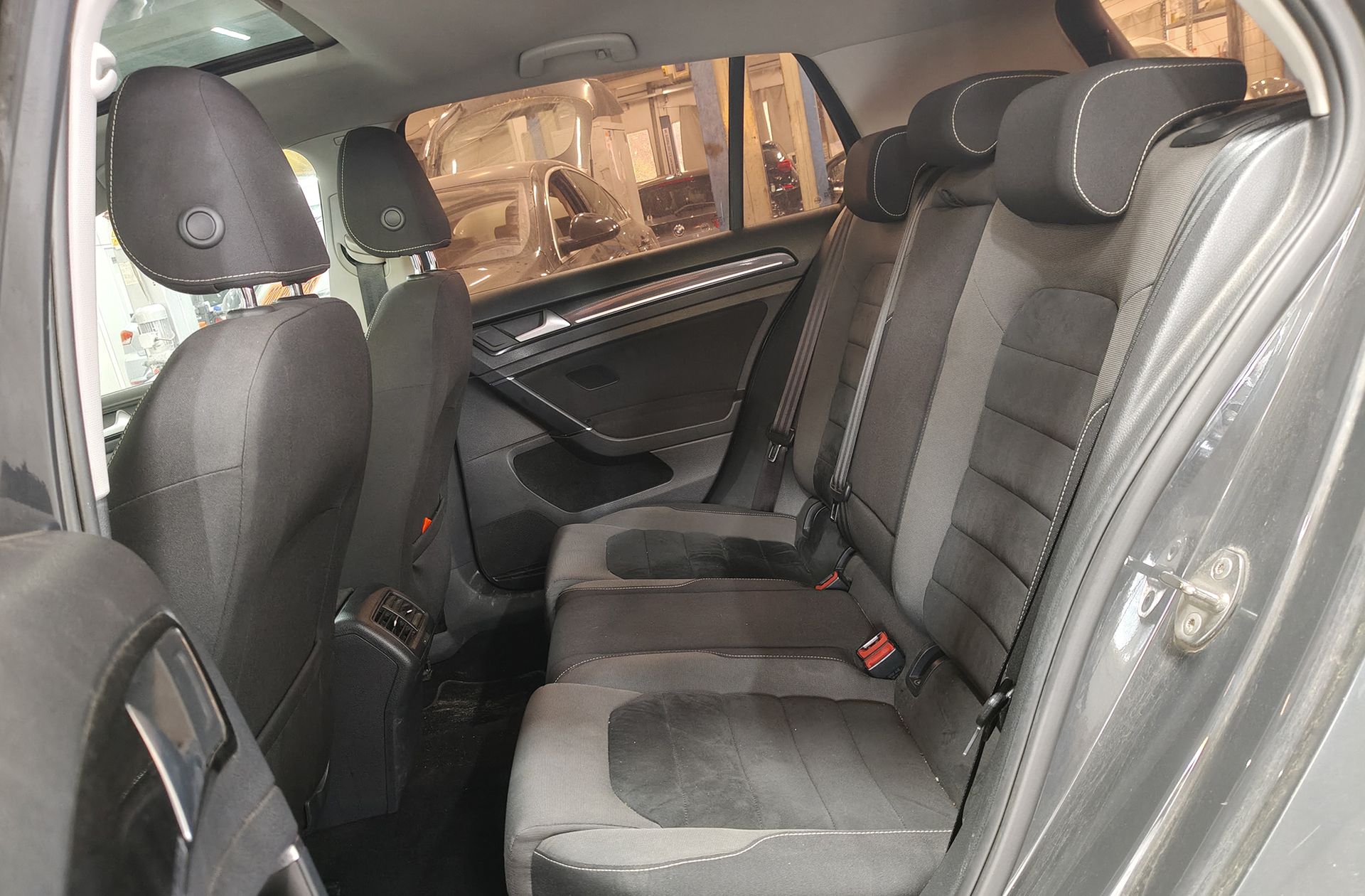 Volkswagen Golf 1.6 TDI CR BMT - foto 11