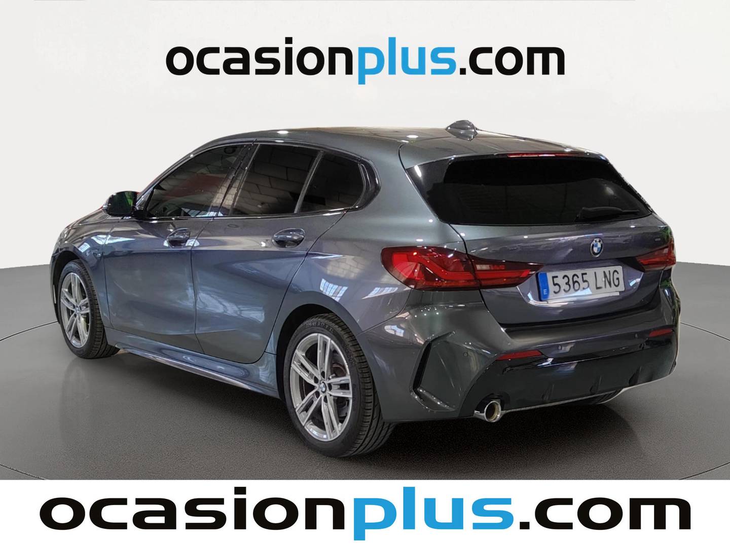 Foto trasera BMW Serie 1 BMW Serie 1 118i (140 CV) Pack M izquierda
