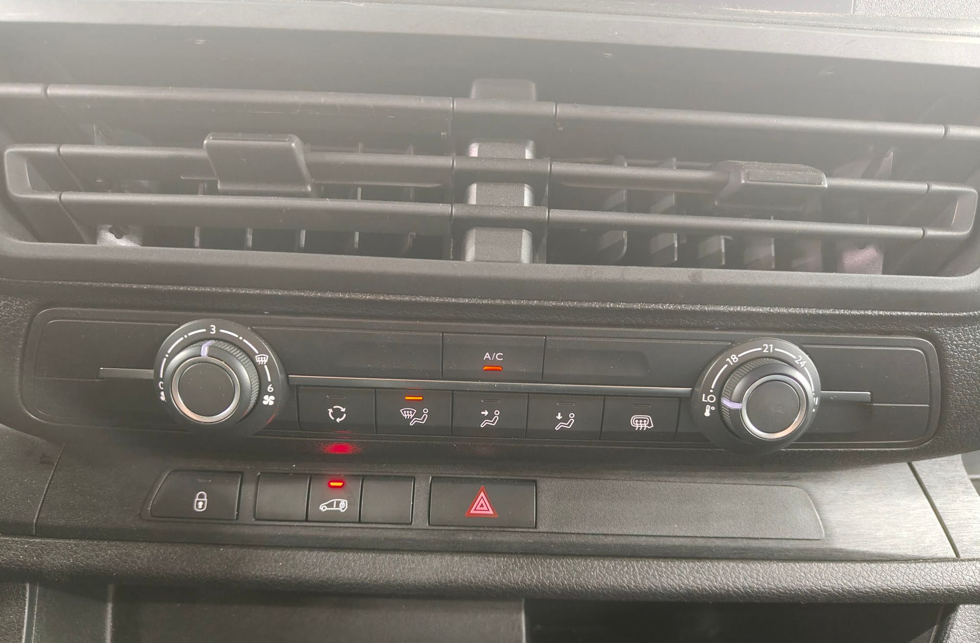 Fiat Scudo Furgon 1.5 BlueHDi L2 - foto 22