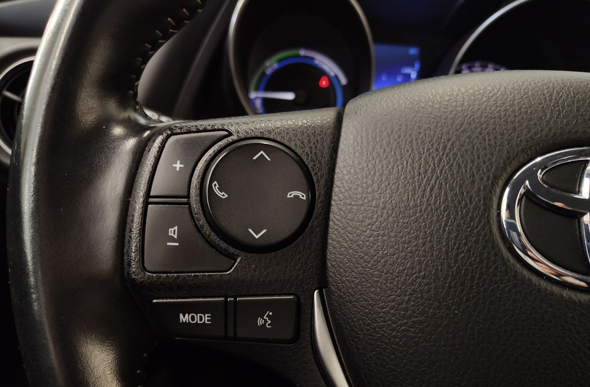 Toyota Auris 140H Hybrid Active - foto 22