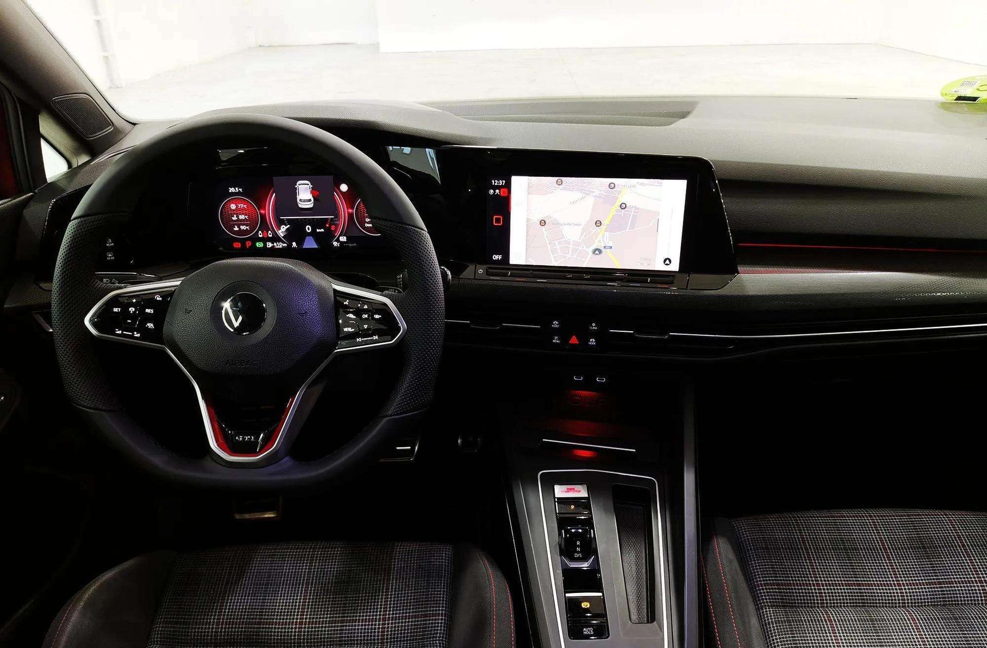 Volkswagen Golf GTI 2.0 TSI DSG - foto 7