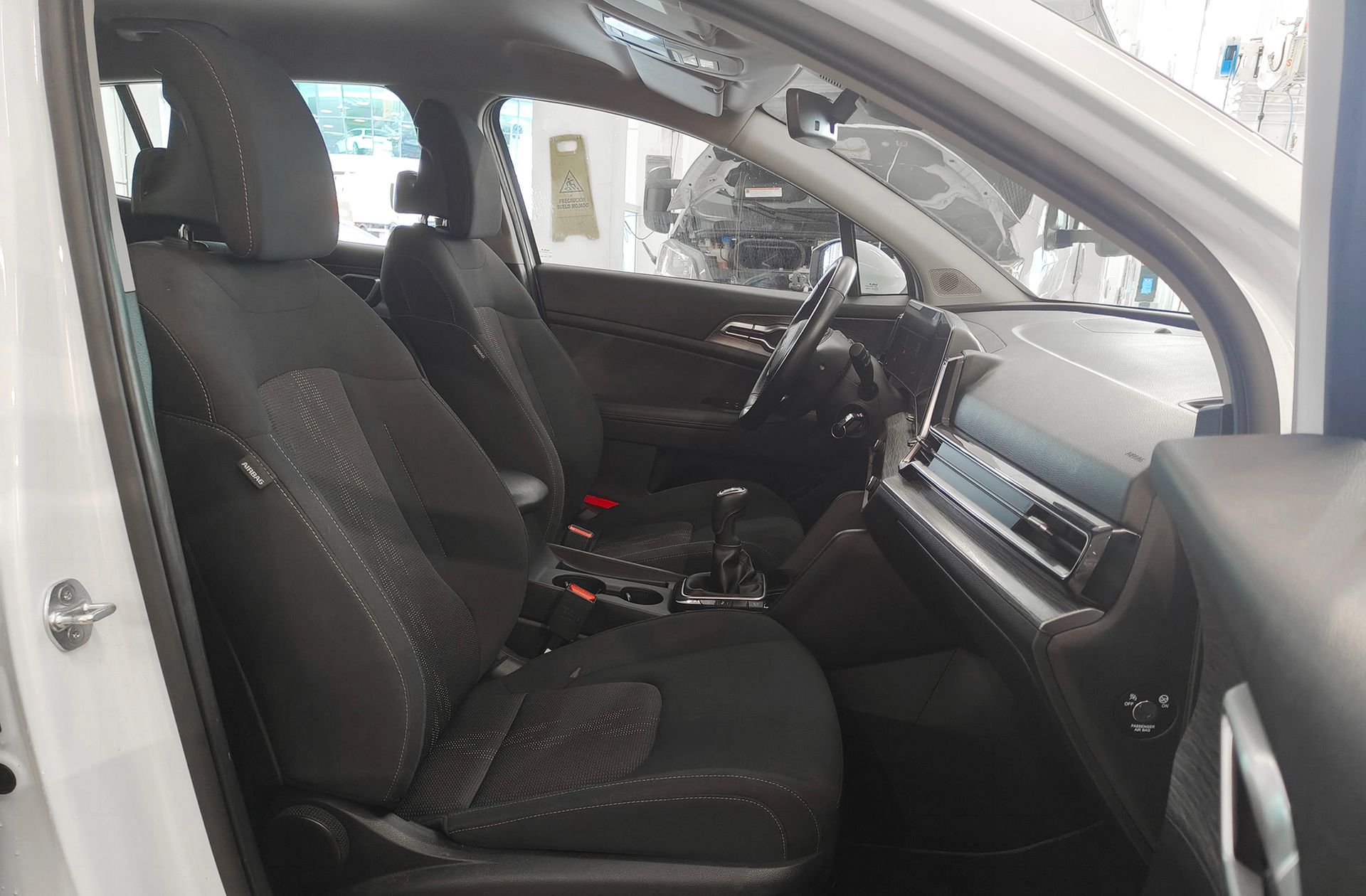 Kia Sportage 1.6 T-GDi MHEV Drive 4x2 - foto 19